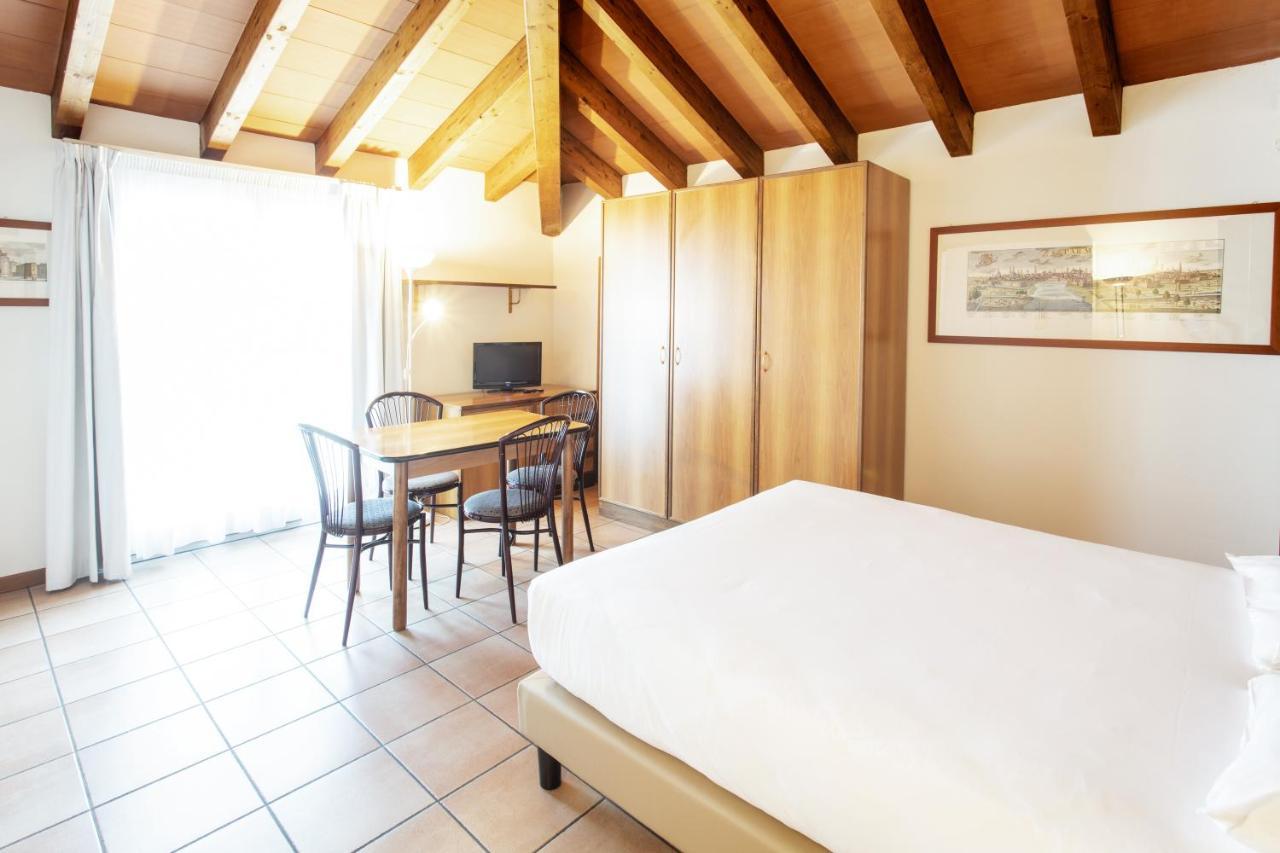 Residenza Le Cupole Aparthotel Parma Buitenkant foto