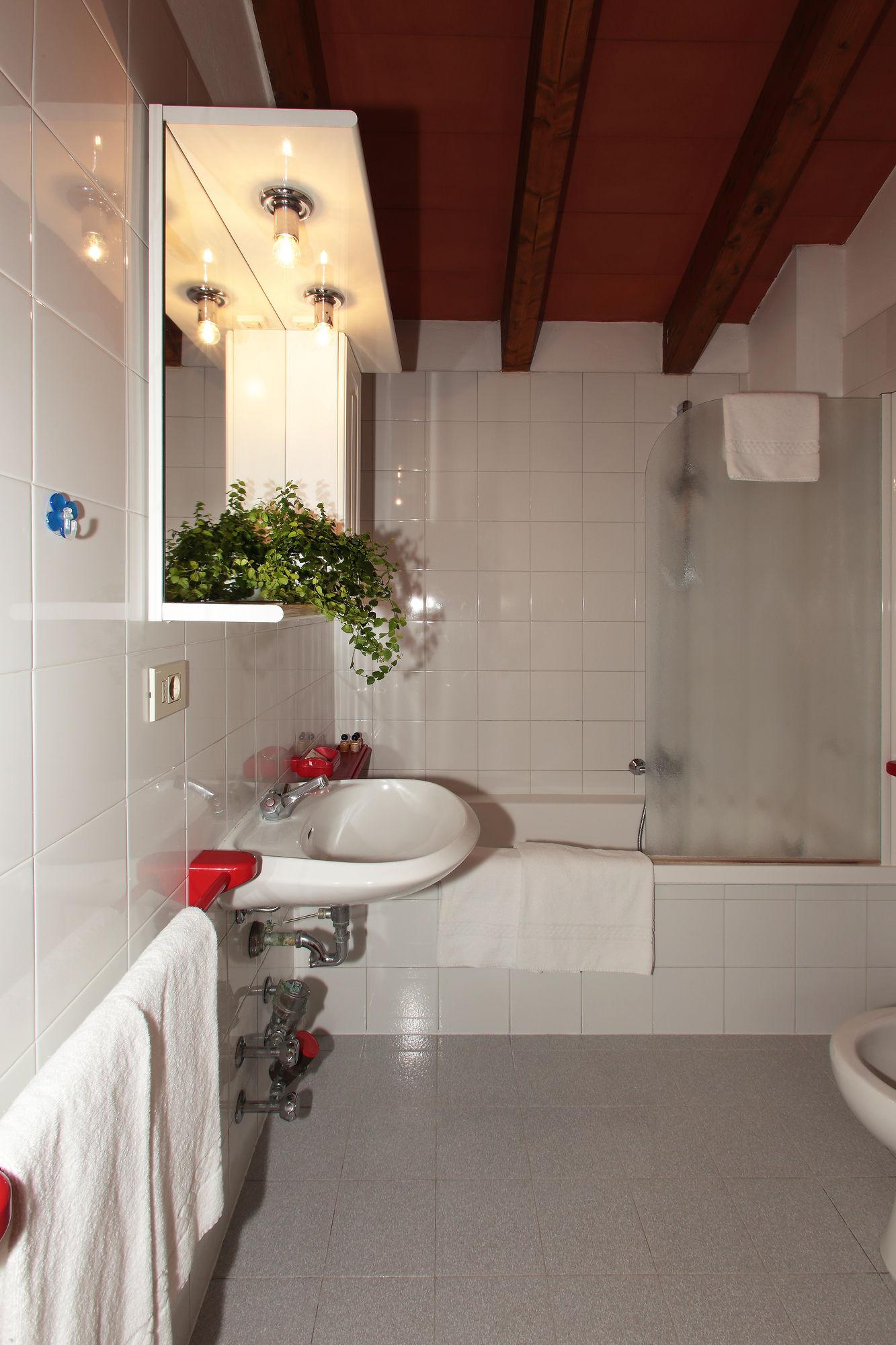Residenza Le Cupole Aparthotel Parma Buitenkant foto