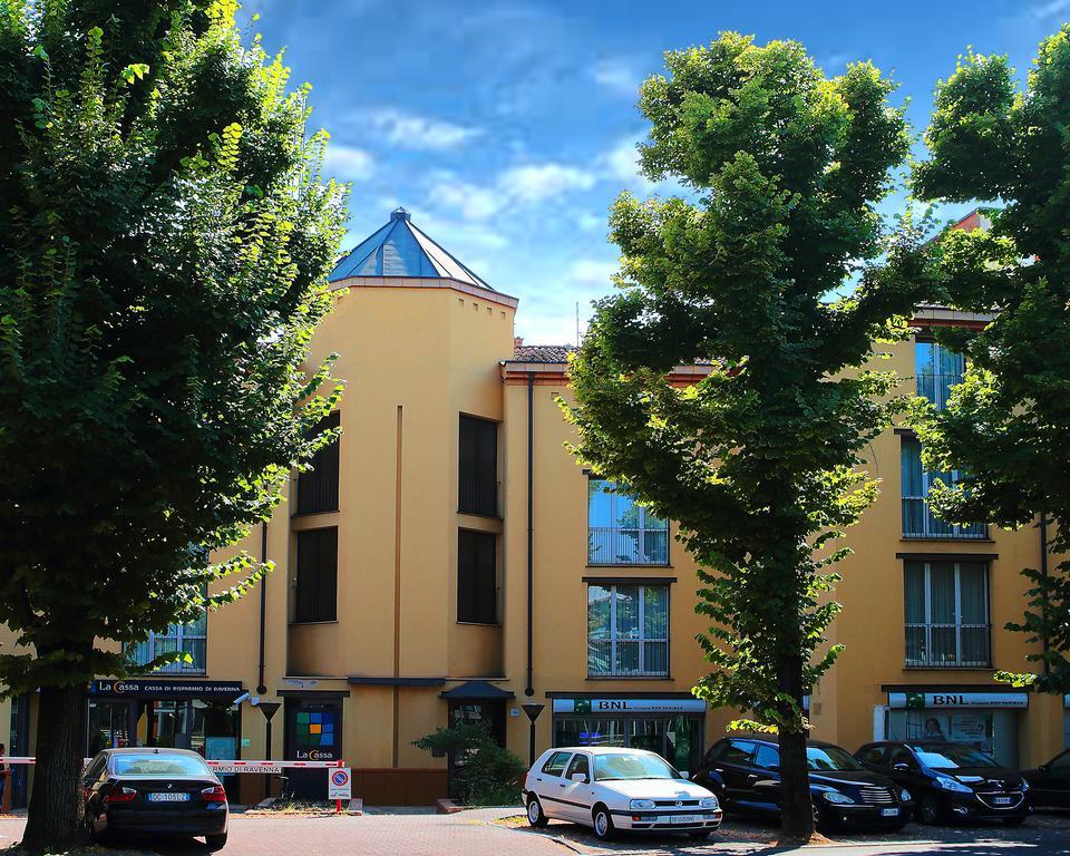 Residenza Le Cupole Aparthotel Parma Buitenkant foto