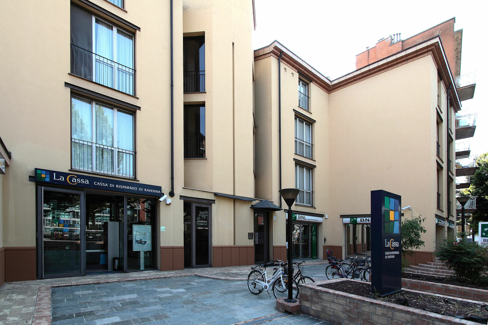 Residenza Le Cupole Aparthotel Parma Buitenkant foto